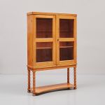 1054 8120 DISPLAY CABINET